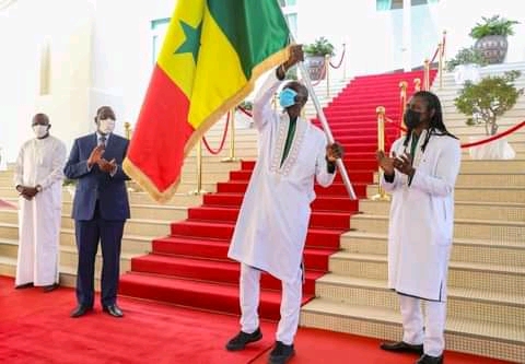 Galerie de photos de la cérémonie de remise du drapeau national aux Lions du Sénégal